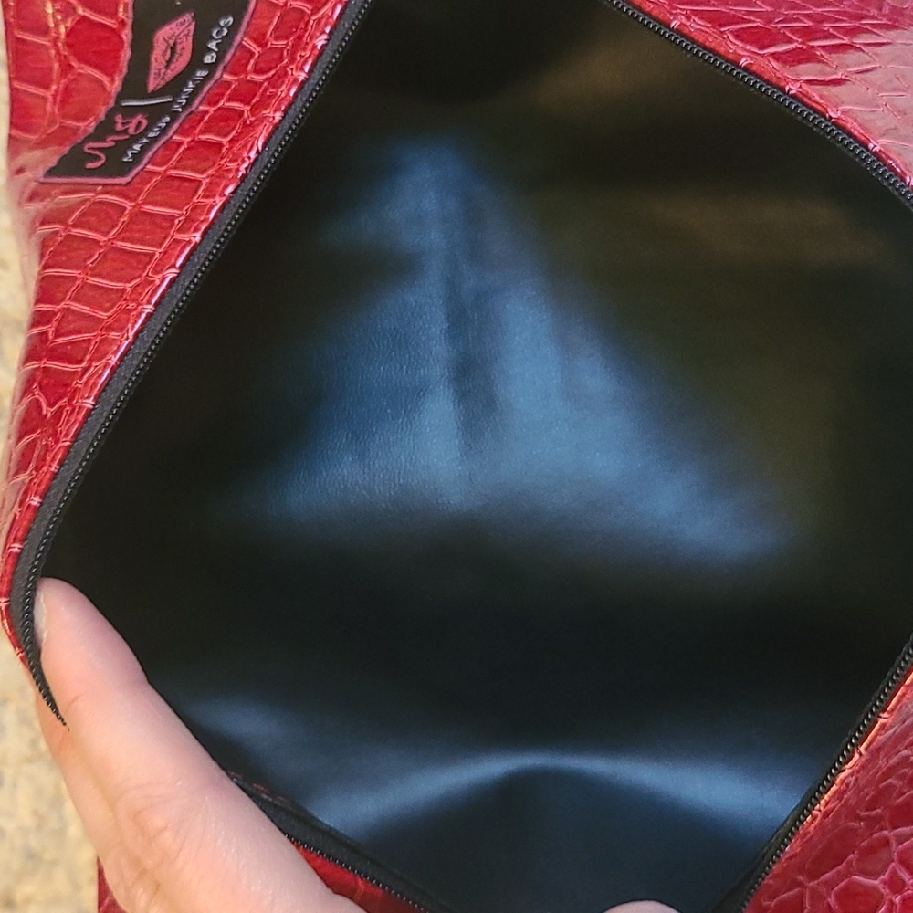 Makeup Junkie Bag View 3